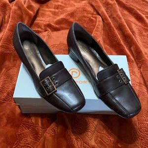 Rockport women’s heeled mules sz 39